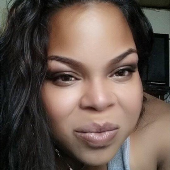 Meet your Posher, Jade - Picture 3 of 4